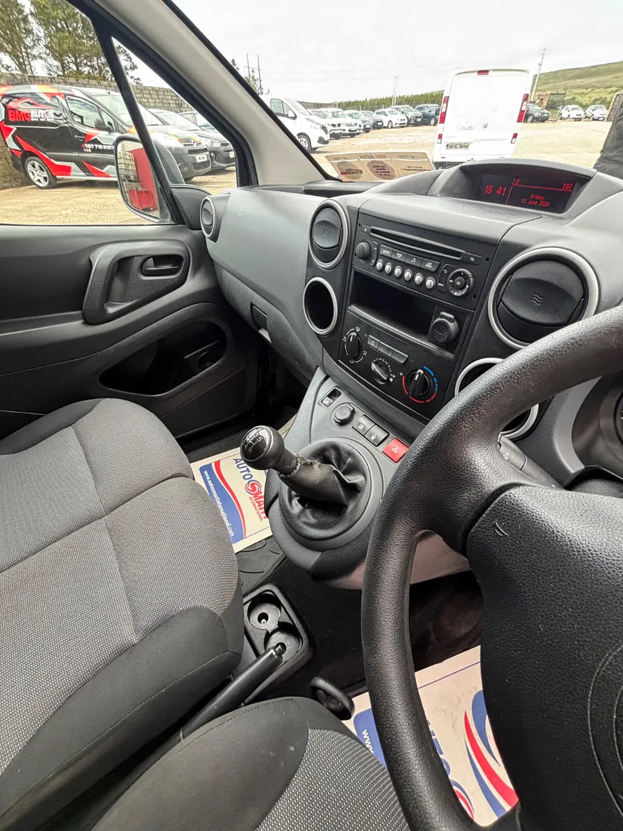 Citroen Berlingo 2017 new CVRT, delivery, and warranty.
