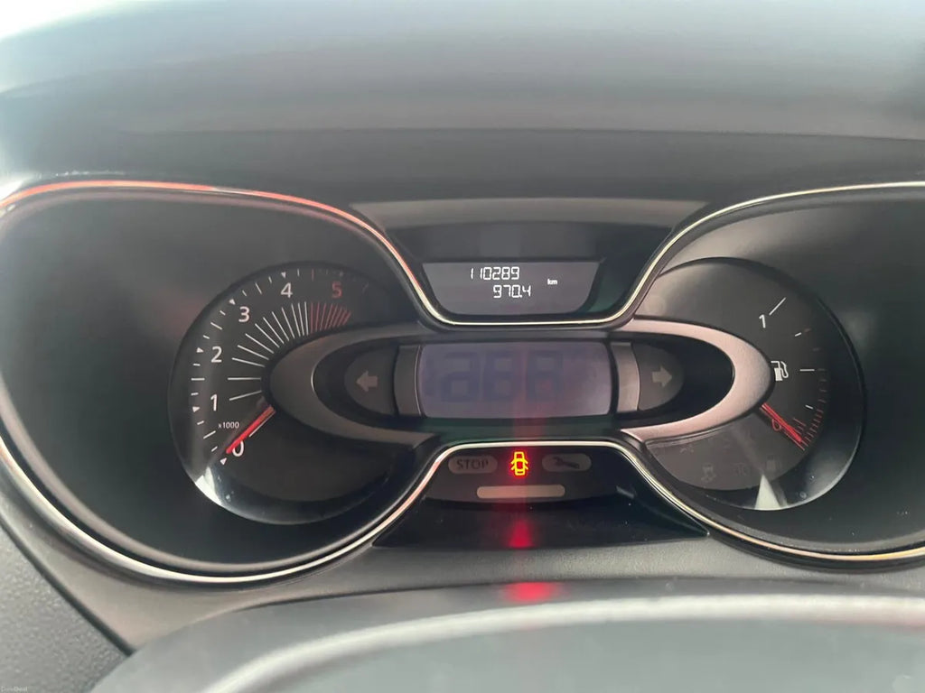 RENAULT CAPTUR 2017 AUTOMATIC WARRANTY DELIVERY