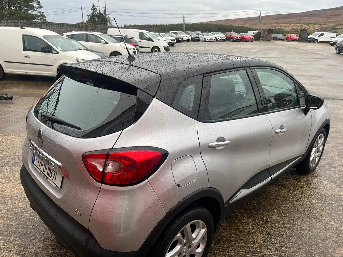 RENAULT CAPTUR 2017 AUTOMATIC WARRANTY DELIVERY