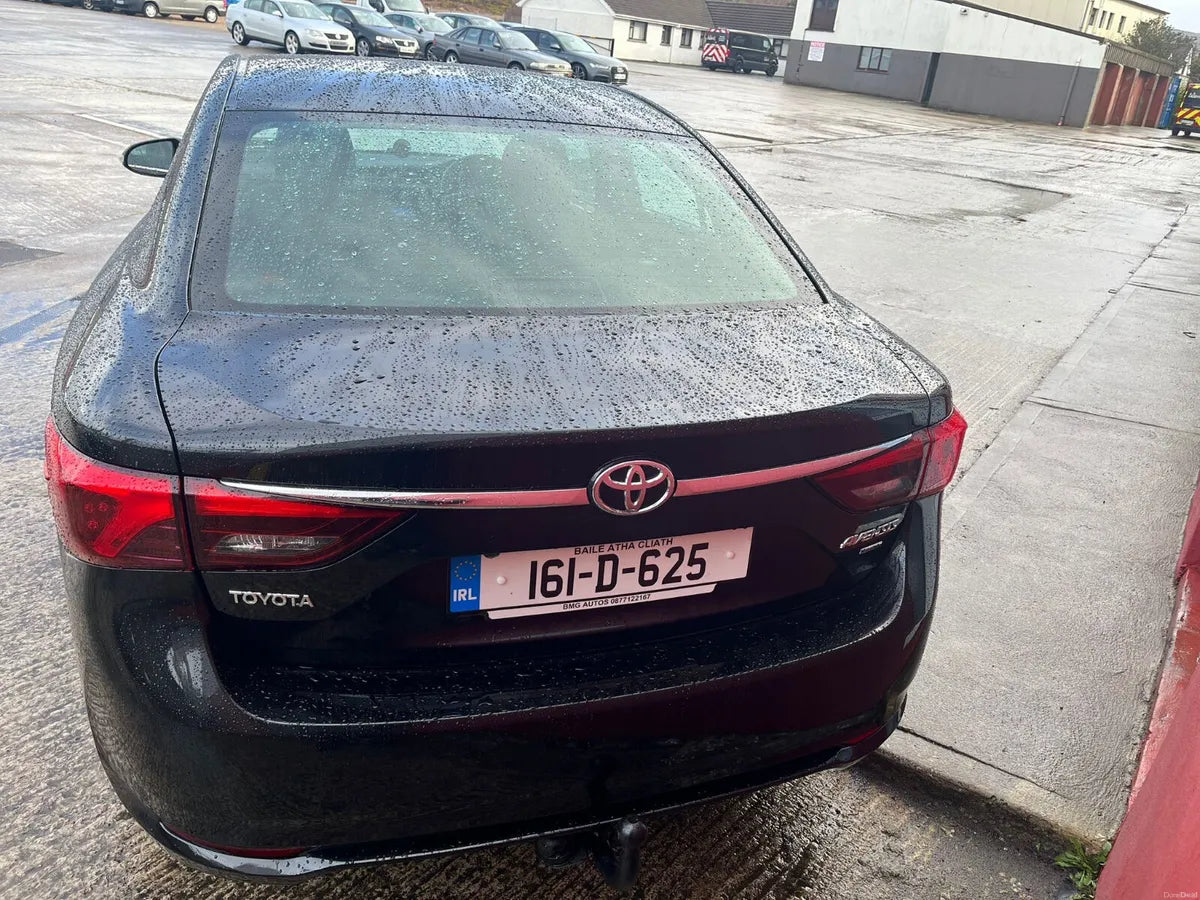 TOYOTA AVENSIS 2016 - 2.0 Luna new NCT warranty