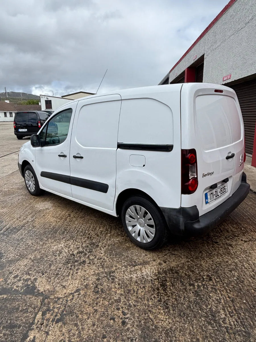 Citroen Berlingo 2017 new CVRT, delivery, and warranty.