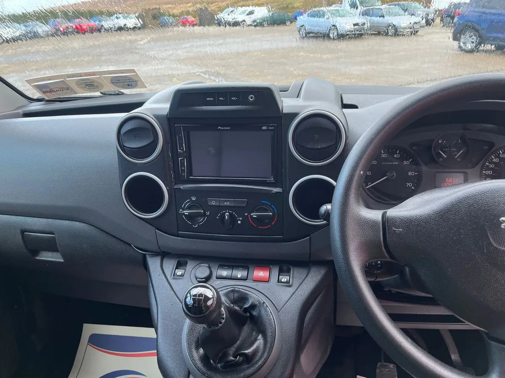 2015 PEUGEOT PARTHER NEW CVRT WARRANTY DELIVERY