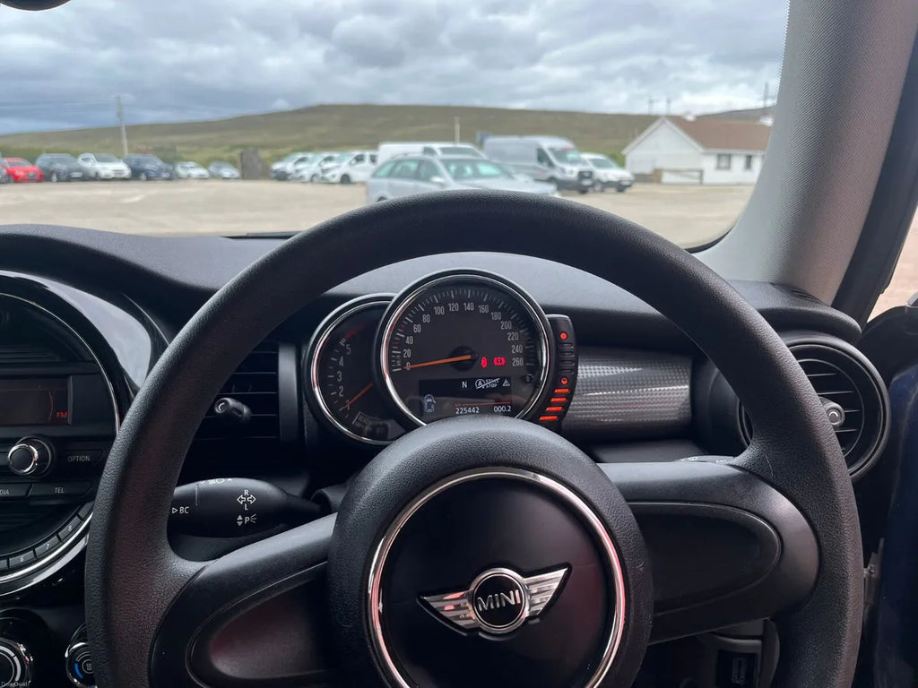 Mini Cooper 2015 NEW NCT NATIONWIDE DELIVERY WARRANTY
