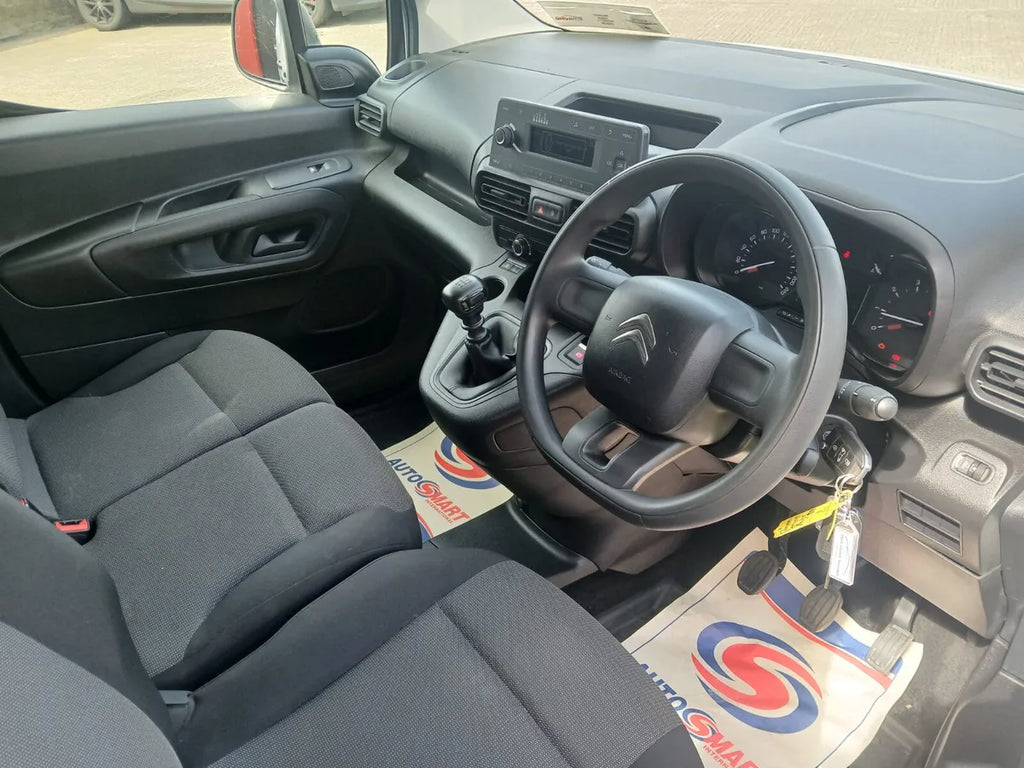Citroen Berlingo 2022 free delivery new CVRT