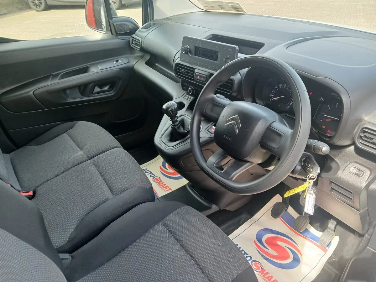 Citroen Berlingo 2022 free delivery new CVRT