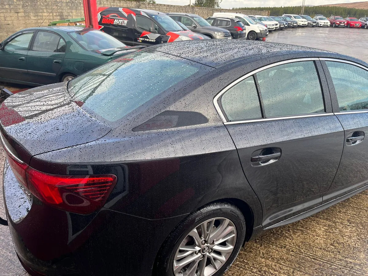 TOYOTA AVENSIS 2016 - 2.0 Luna new NCT warranty