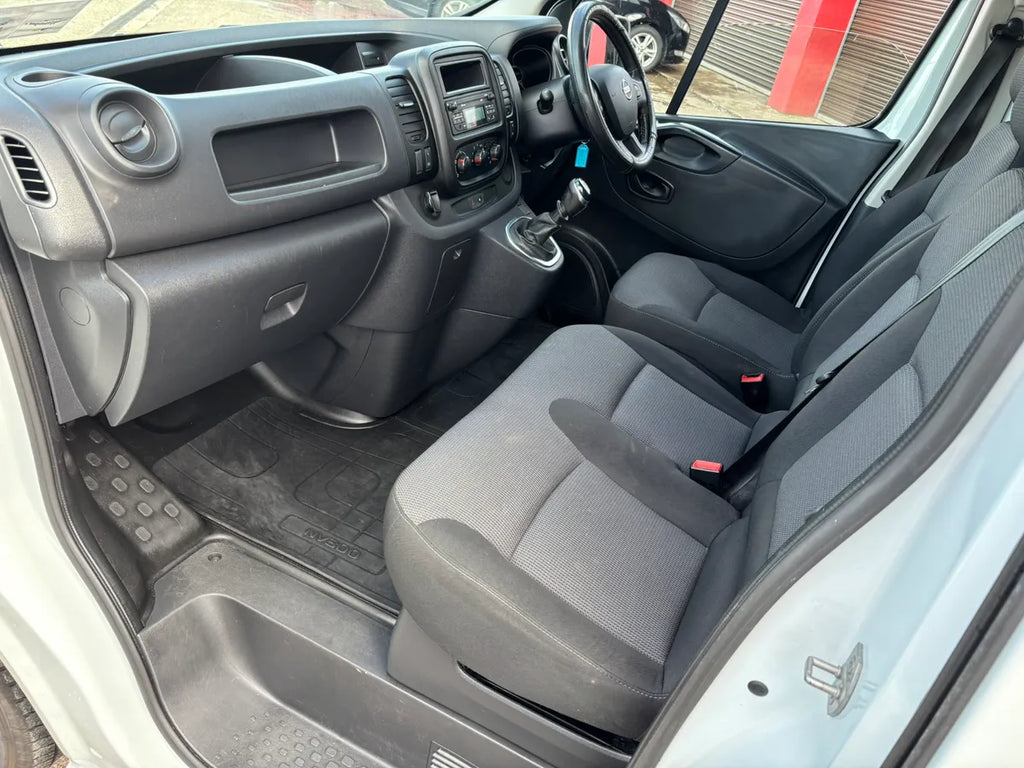 2021 NISSAN/RENAULT TRAFFIC 2.0 Finance Warranty