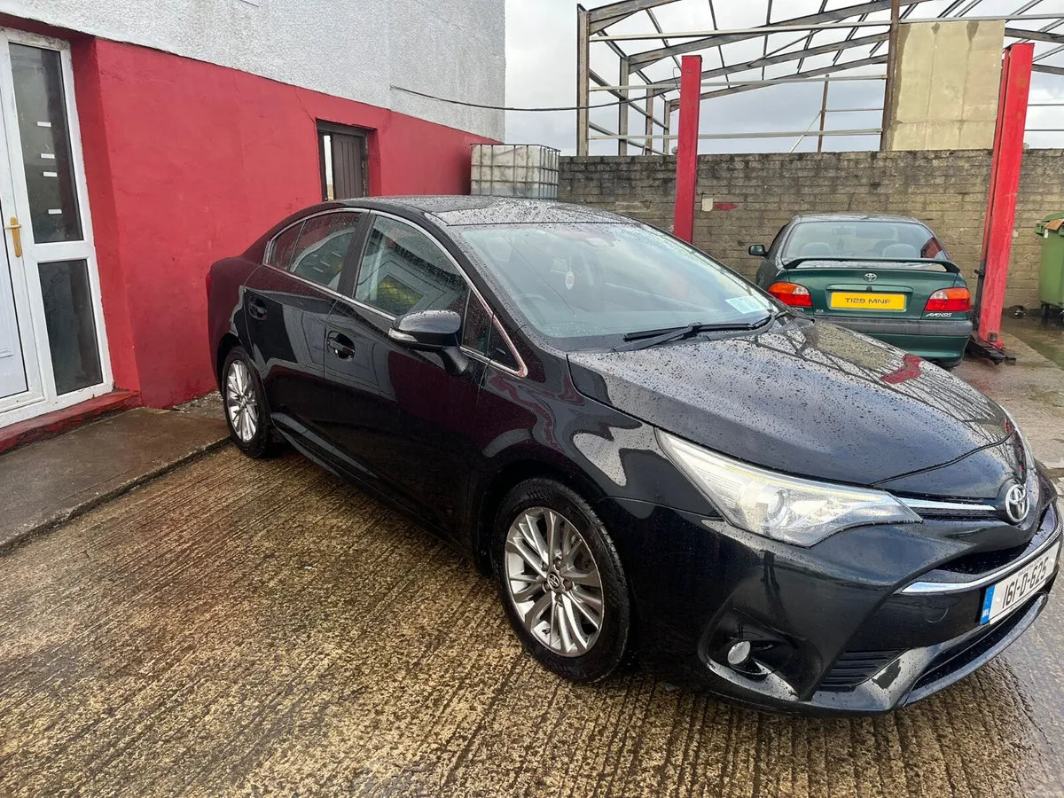 TOYOTA AVENSIS 2016 - 2.0 Luna new NCT warranty