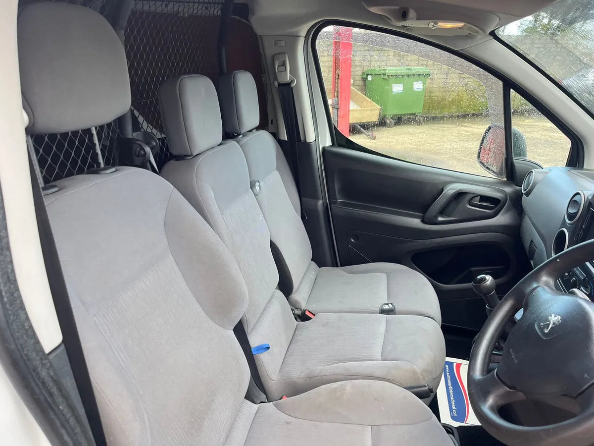 2015 PEUGEOT PARTHER NEW CVRT WARRANTY DELIVERY
